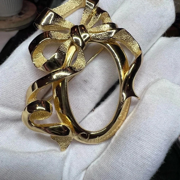 Dior Gold Brooch - Picture 1 of 4